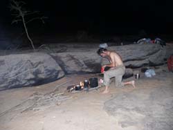 Guide cooking the dinner