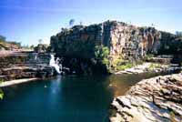 Amphitheatre Falls, photo A Peart